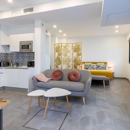Nine O'Clock Castellar By Valcambre Apartman Sevilla Kültér fotó