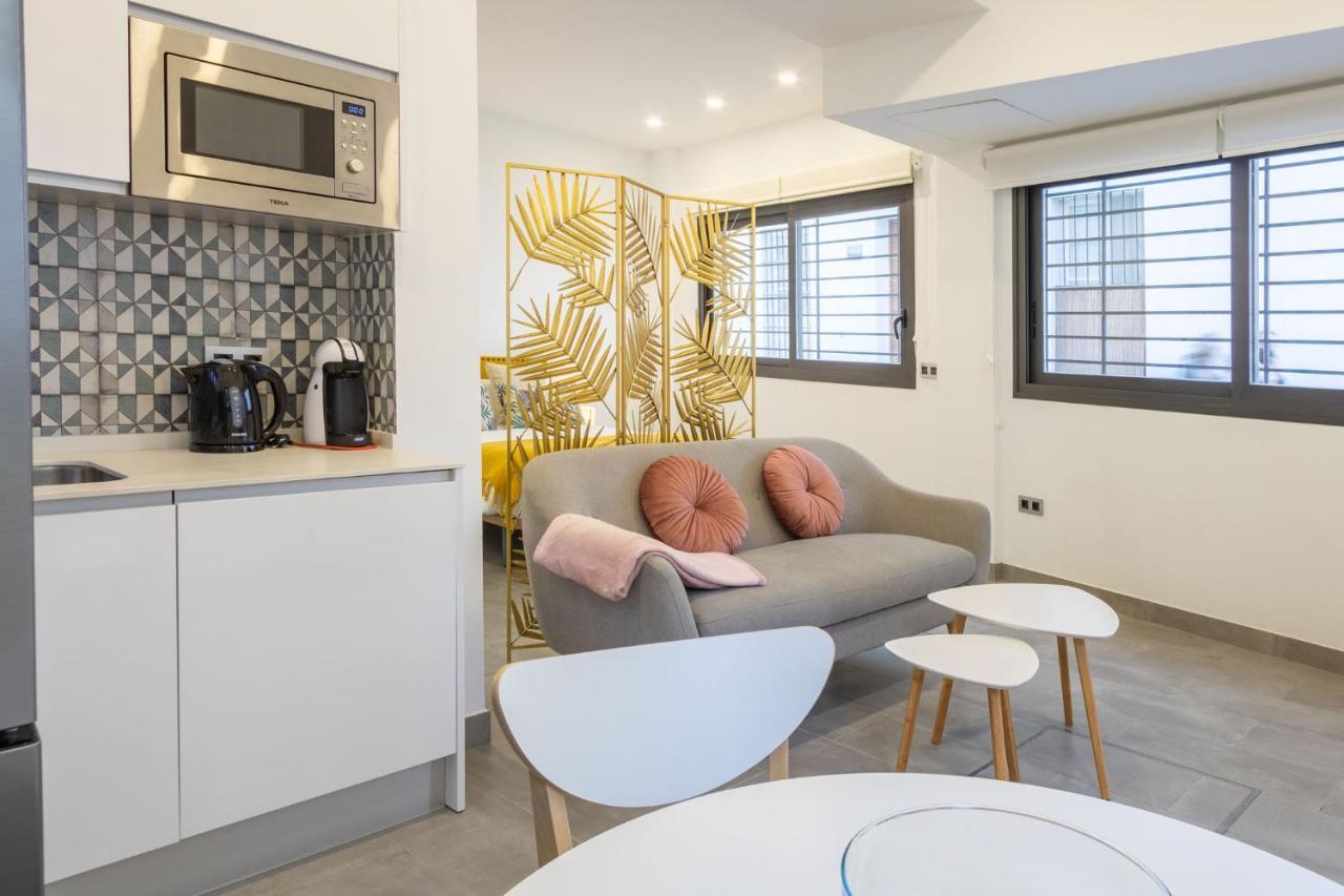 Nine O'Clock Castellar By Valcambre Apartman Sevilla Kültér fotó