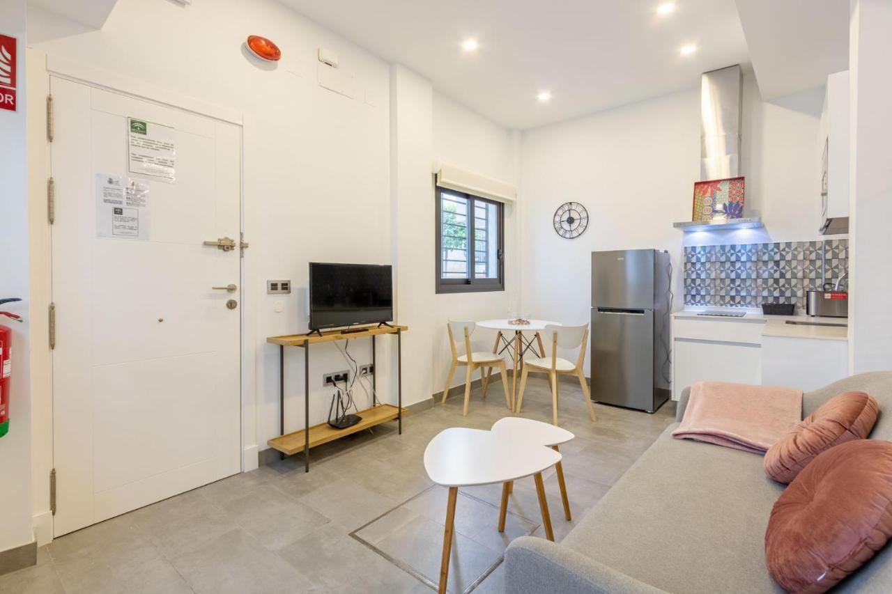 Nine O'Clock Castellar By Valcambre Apartman Sevilla Kültér fotó